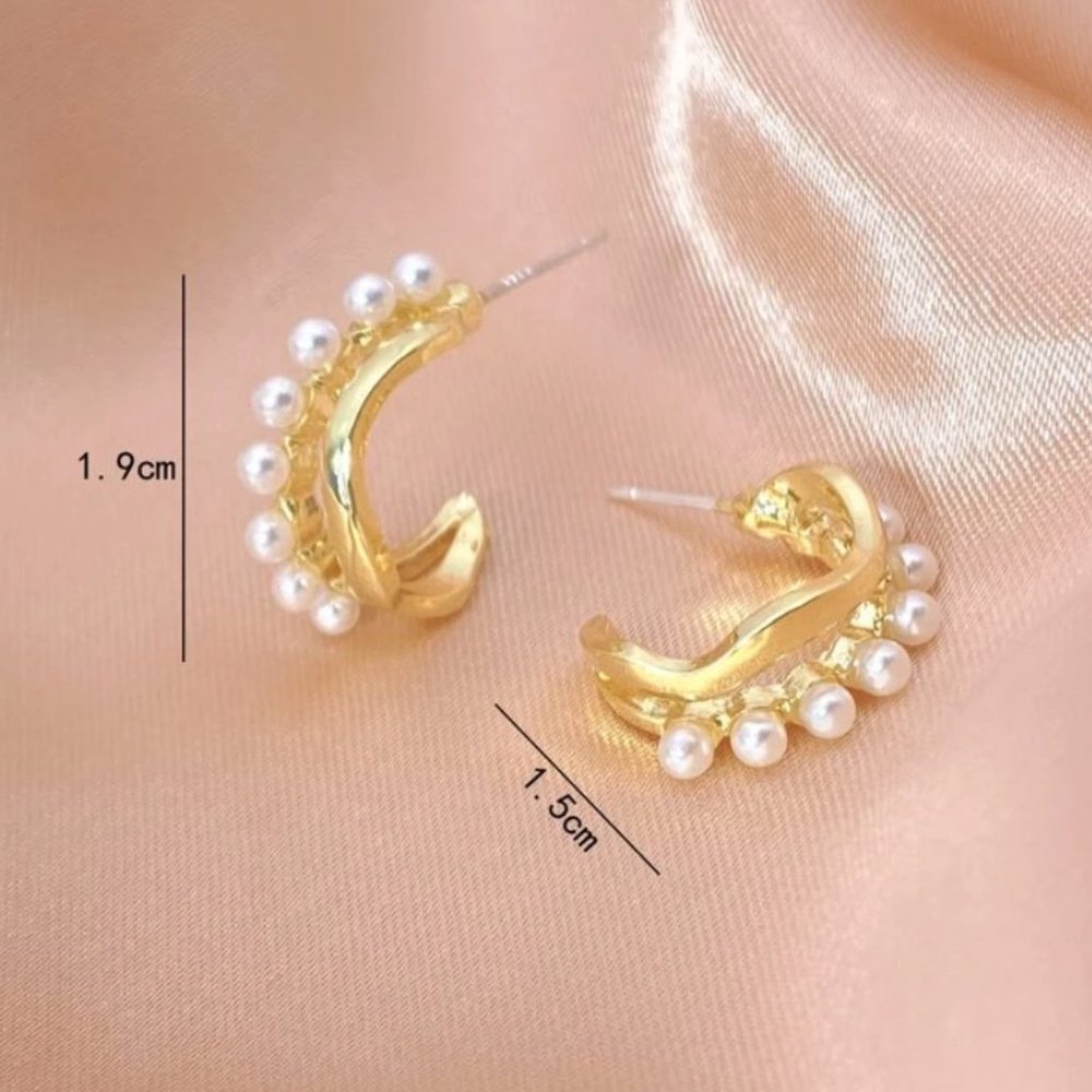 🌟 New 🌟 Fashionable Faux Pearl Decor Hoop Earrings - Picture 3 of 6